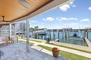 205 Dolphin Point, Clearwater Beach, FL 33767 - Photo 18
