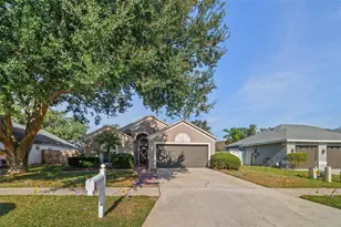 24407 Rolling View Ct, Lutz, FL 33559 - Photo 4