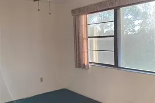 8198 Terrace Garden Dr N, Saint Petersburg, FL 33709 - Photo 14