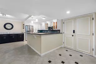 1400 Gulf Blvd, Clearwater Beach, FL 33767 - Photo 4