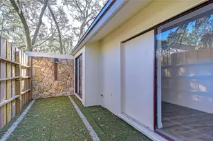 2102 Doefield Ct, Valrico, FL 33596 - Photo 18