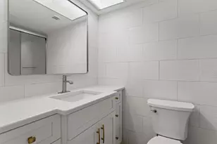 4910 Bay Street NE, Saint Petersburg, FL 33703 - Photo 16