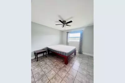 5202 Laurel Place, Clearwater, FL 33760 - Photo 14