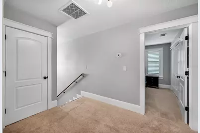 319 W Giddens Avenue, Tampa, FL 33603 - Photo 14