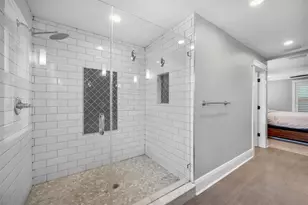 319 W Giddens Ave, Tampa, FL 33603 - Photo 20