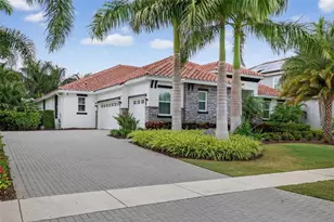 830 Manns Harbor Dr, Apollo Beach, FL 33572 - Photo 6