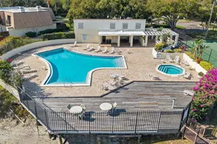 15233 W Pond Woods Dr, Tampa, FL 33618 - Photo 34