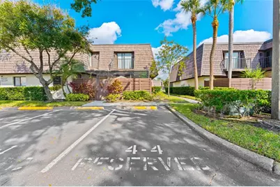 15233 W Pond Woods Drive #404, Tampa, FL 33618 - Photo 2