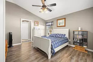 24449 Mistwood Ct, Lutz, FL 33559 - Photo 18