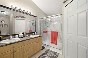 24449 Mistwood Ct, Lutz, FL 33559 - Photo 20