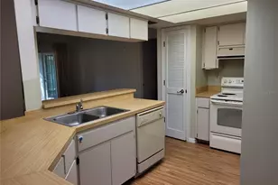 6018 W Bromley Cir, Crystal River, FL 34429 - Photo 12