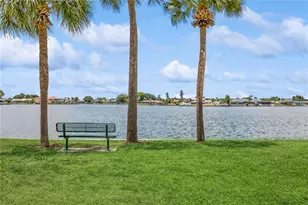 10426 La Mirage Ct, Tampa, FL 33615 - Photo 32