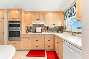 1847 Shore Dr S, South Pasadena, FL 33707 - Photo 14