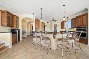 211 Poinciana Ln, Largo, FL 33770 - Photo 14