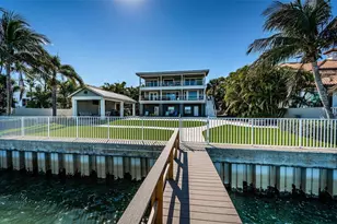 297 1st St W, Saint Petersburg, FL 33715 - Photo 92