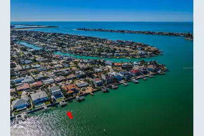 297 1st Street W, Saint Petersburg, FL 33715 - Photo 4