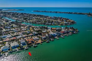 297 1st St W, Saint Petersburg, FL 33715 - Photo 4