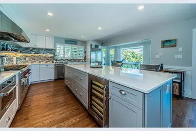 297 1st Street W, Saint Petersburg, FL 33715 - Photo 34