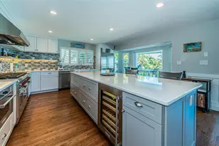 297 1st St W, Saint Petersburg, FL 33715 - Photo 34