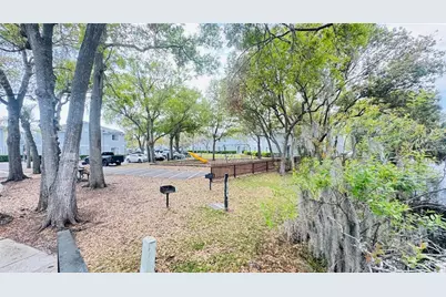 7200 E Bank Drive, Tampa, FL 33617 - Photo 30