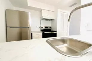 7200 E Bank Dr, Tampa, FL 33617 - Photo 8