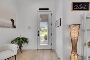 6512 Simone Shores Cir, Apollo Beach, FL 33572 - Photo 8