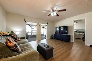 6401 Cedarbrook Dr S, Pinellas Park, FL 33782 - Photo 4