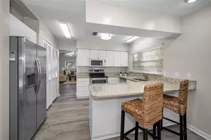 7404 Clearview Dr, Tampa, FL 33634 - Photo 10