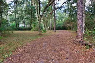 2498 Saturn Rd, Brooksville, FL 34604 - Photo 22