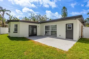 8335 42nd Ave N, Saint Petersburg, FL 33709 - Photo 2