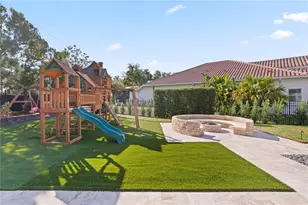 2550 Grand Lakeside Dr, Palm Harbor, FL 34684 - Photo 34