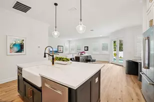 811 W Coral St, Tampa, FL 33602 - Photo 18