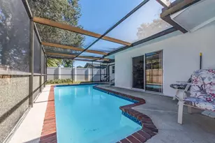 1820 Driftwood Cir N, Oldsmar, FL 34677 - Photo 24