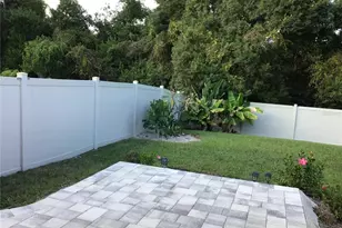 7729 Rosewood Garden Loop, Tampa, FL 33637 - Photo 18