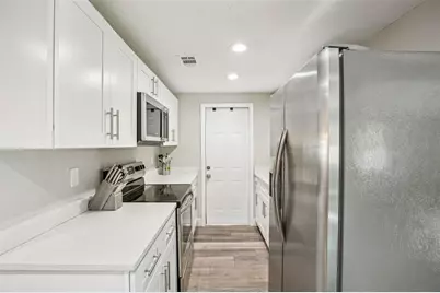 2767 Dovewood Street, Clearwater, FL 33759 - Photo 8