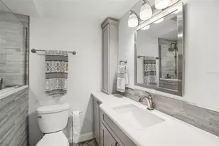 7400 Sun Island Dr S, South Pasadena, FL 33707 - Photo 18