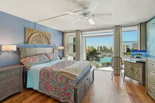 7400 Sun Island Dr S, South Pasadena, FL 33707 - Photo 16