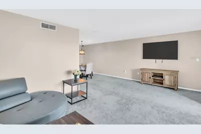 5575 Gulf Boulevard #421, Saint Pete Beach, FL 33706 - Photo 10