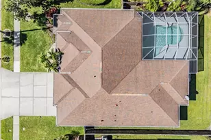 12020 Wandsworth Dr, Tampa, FL 33626 - Photo 4