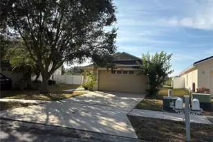 12646 Belcroft Dr, Riverview, FL 33579 - Photo 4