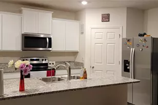 978 Remington Green Dr SE, Palm Bay, FL 32909 - Photo 2
