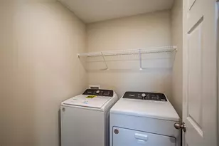 34745 Blossom Fall Path, Zephyrhills, FL 33541 - Photo 22