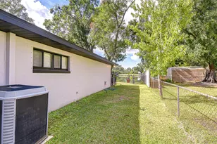 8120 N Albany Ave, Tampa, FL 33604 - Photo 58