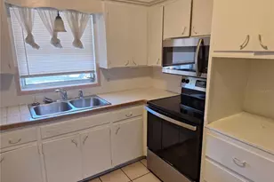 6522 113th St, Seminole, FL 33772 - Photo 2