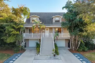758 Claudia, Palm Harbor, FL 34683 - Photo 2