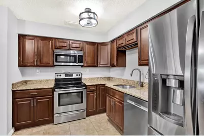 7395 18th Street N, Saint Petersburg, FL 33702 - Photo 8