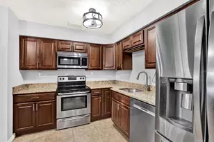7395 18th St N, Saint Petersburg, FL 33702 - Photo 8