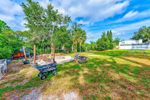 757 Bayshore Dr, Tarpon Springs, FL 34689 - Photo 48