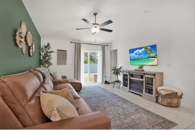 5538 Blue Azure Drive, Wimauma, FL 33598 - Photo 4