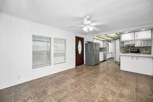 7 Mountain Laurel Dr, Palm Harbor, FL 34684 - Photo 8